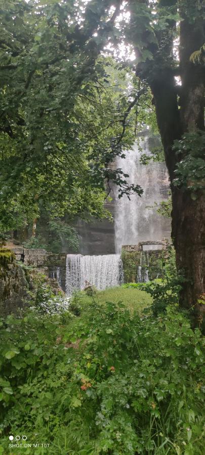 Le Jura En Toutes Saisons Piscine, Spa, Location Vtt, Balades 2Cv, Climatisation Bonlieu Luaran gambar